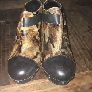 BCBG generation heels